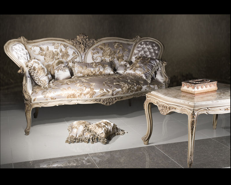 Ivresse d’Or — Handcrafted Teak Louis XV-Inspired Gilded Sofa & Armchair Set