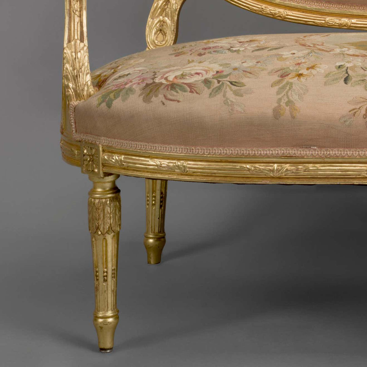 Éclat Murmuré — French Neoclassical Gilded Upholstered Settee