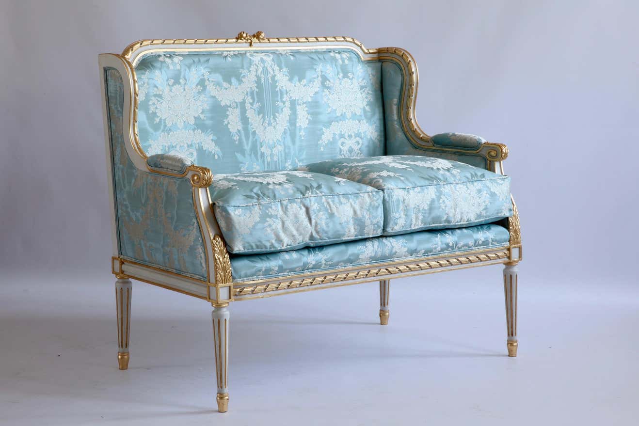 The Azure Majesty Twin Benches by Sidqa
