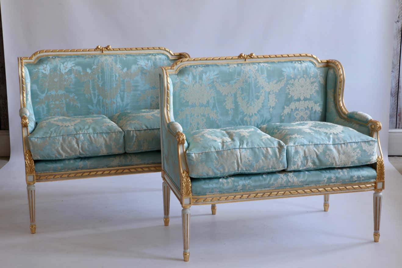 The Azure Majesty Twin Benches by Sidqa