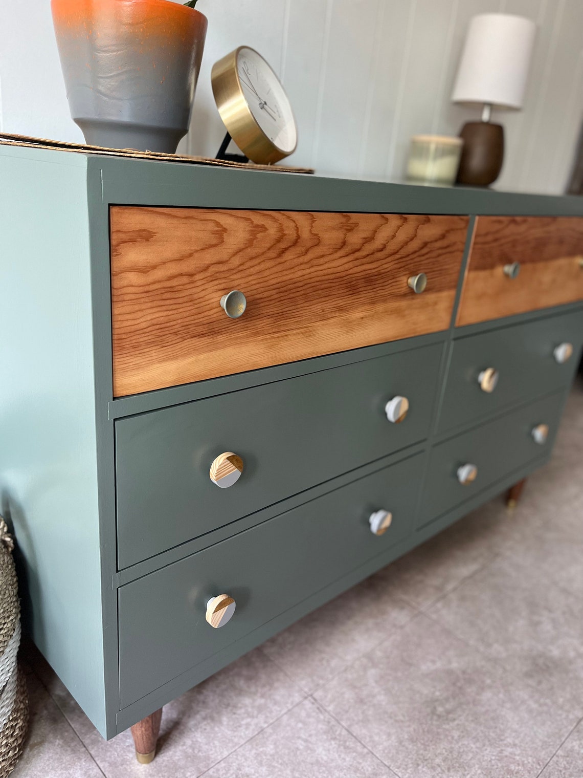 The Juniper Grove Dresser