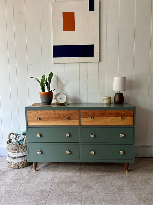 The Juniper Grove Dresser