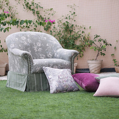 Averinne — Traditional Floral Upholstered Accent Chair