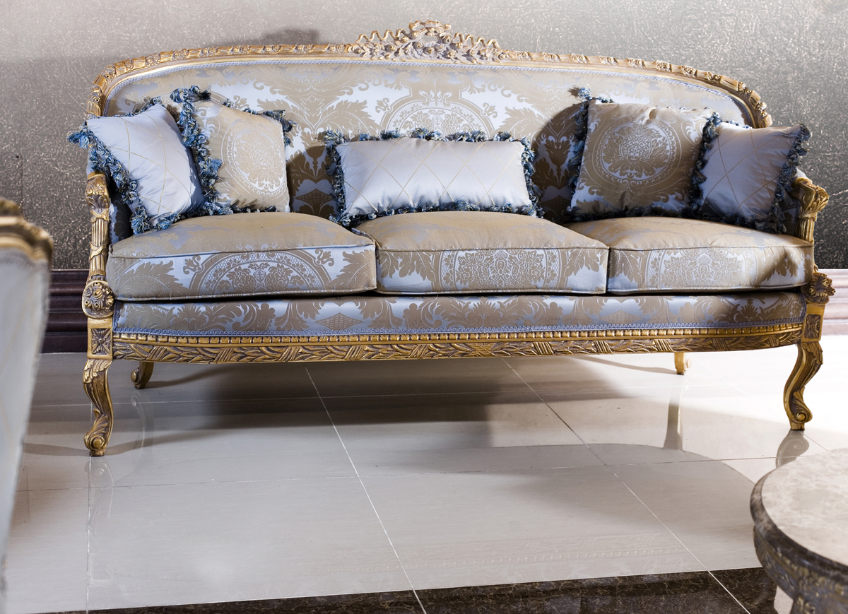 Lune Figée — Handcrafted Teak Rococo-Inspired Gilded Seating Set