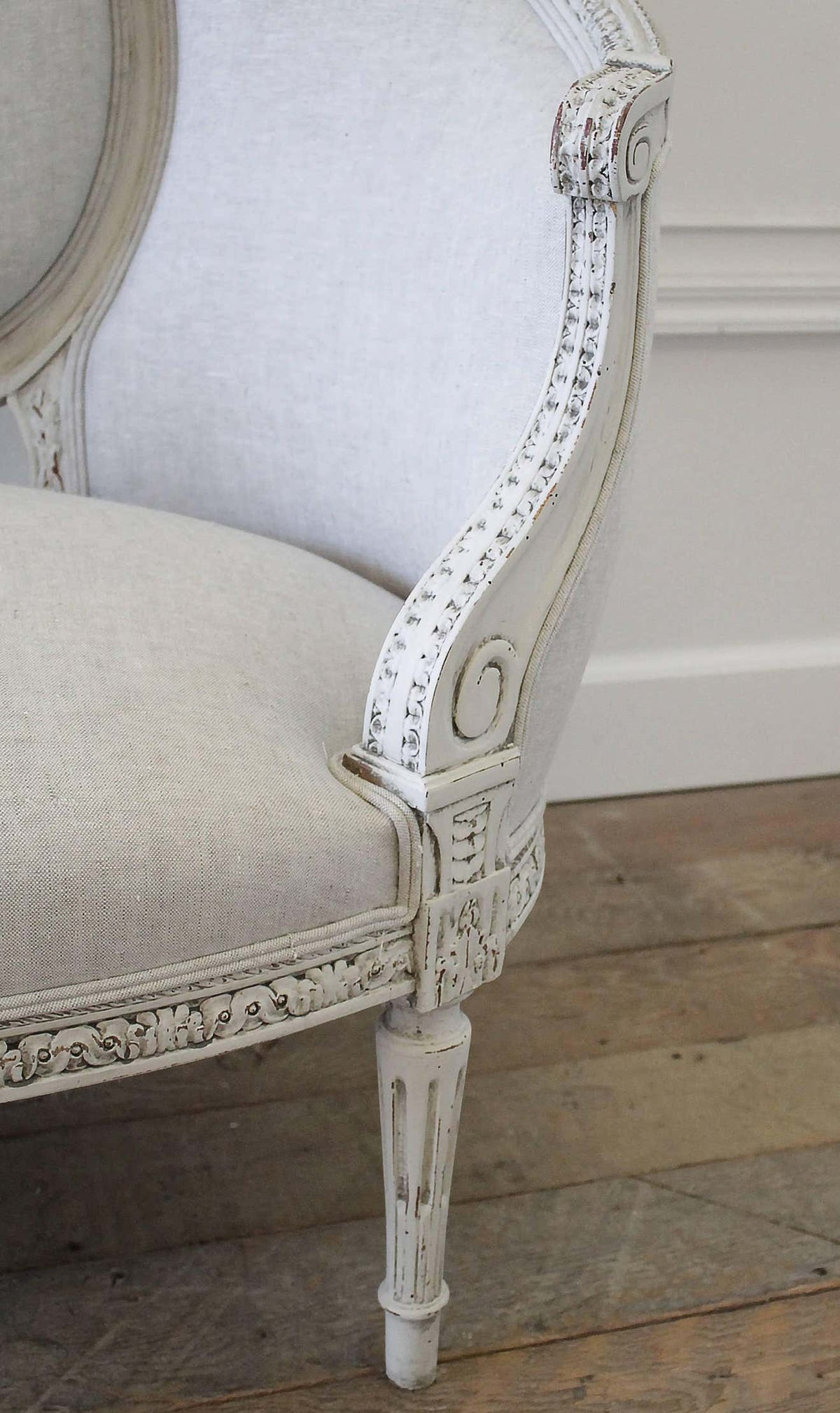 Perle Muette — Handcrafted Teak French Neoclassical Settee