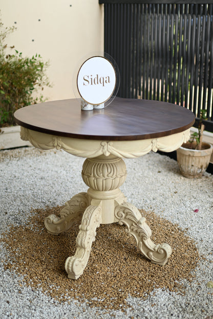 The Eloïse Table