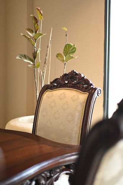 L’Heure du Roi — French Carved Dining Collection