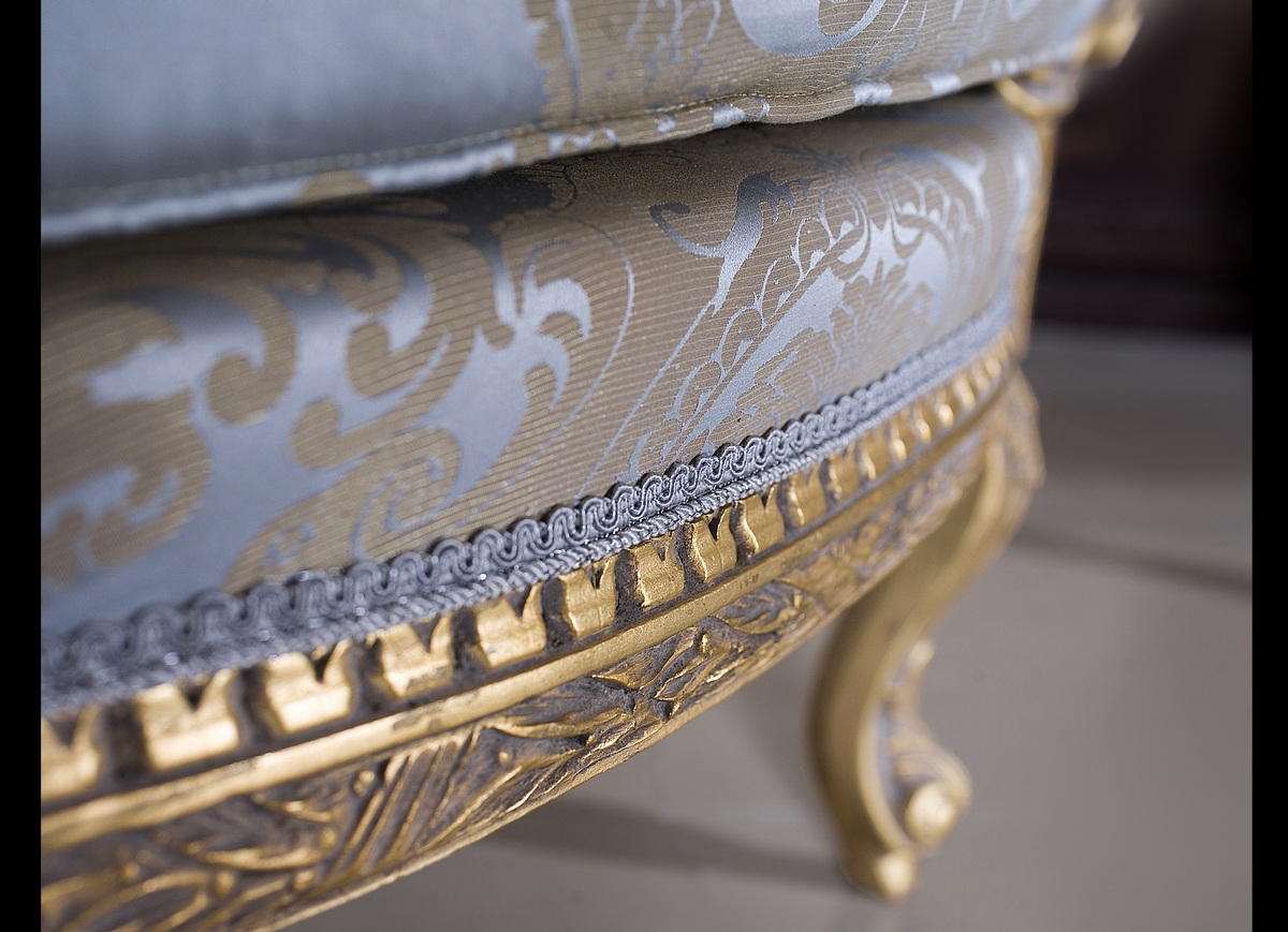 Lune Figée — Handcrafted Teak Rococo-Inspired Gilded Seating Set