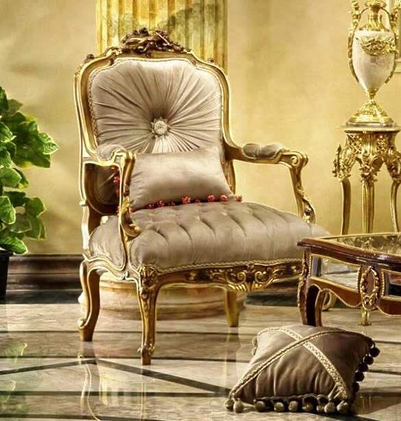 Rosée Baroque — Handcrafted Teak Gilded Carved French Sofa