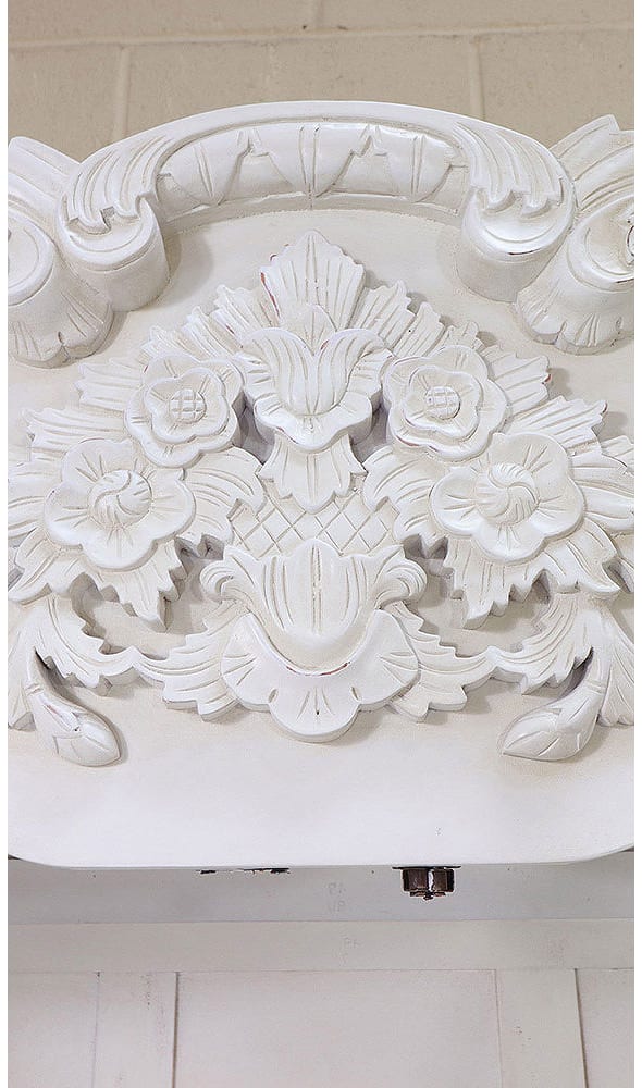 Château Légende — French Rococo Carved Wardrobe