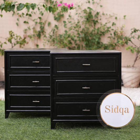 Mirellune — Black Lacquered Three-Drawer Chest