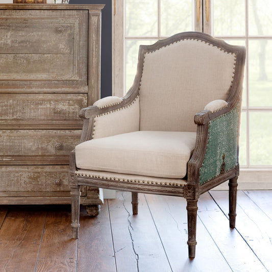 Oréthane — Traditional Upholstered Accent Armchair