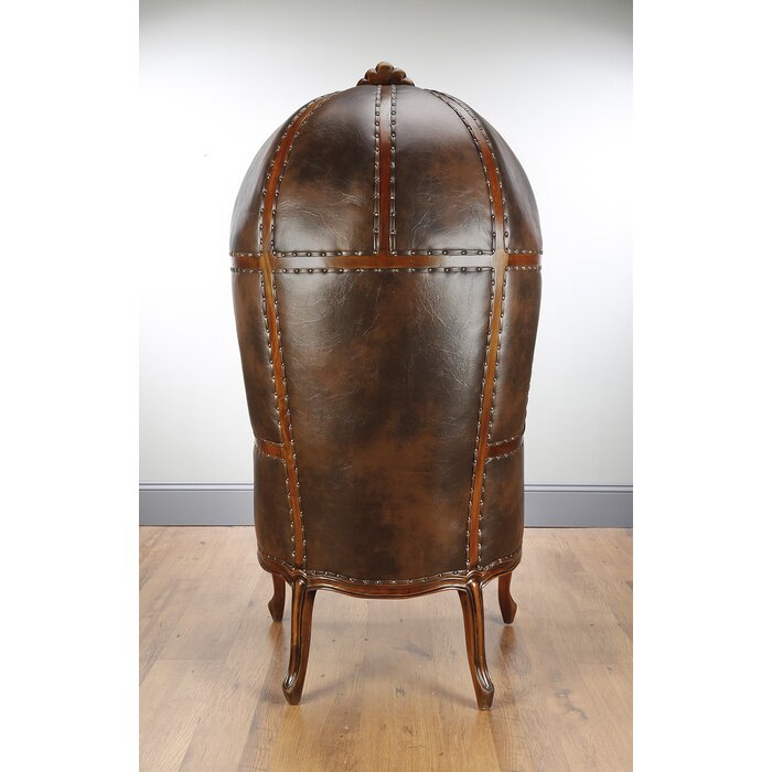 Ormaraud — Traditional Leather High-Back Accent Chair